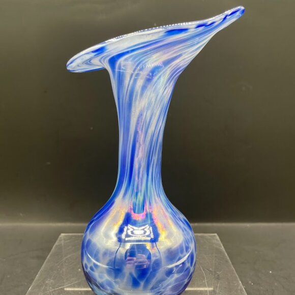 Iridescent Blue and White Swirl Jack in the Pulpit Art Glass Hand Blown Vase - Picture 5 of 8